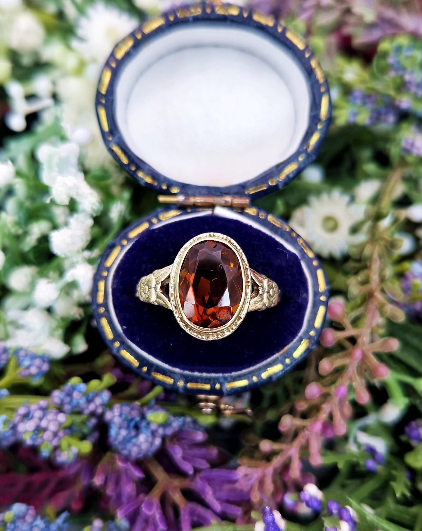 Antique Art Nouveau 9ct Yellow Gold Ornate Engraved Floral Madeira Citrine Solitaire Ring / Size O 1/2 or 7.75